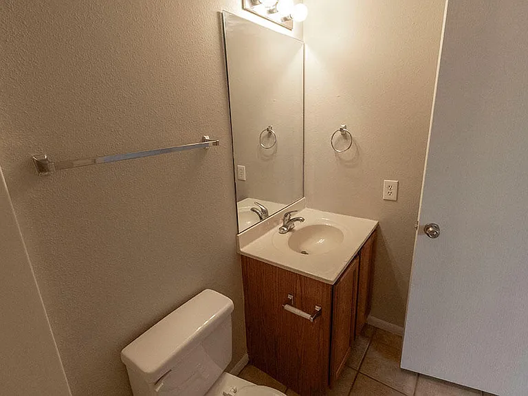 5810 Canaveral Dr — Photo 17
