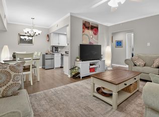 11645 Stoneview Sq APT 21C, Reston, VA 20191