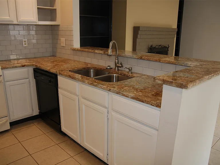 7825 Beauregard Cir #3A — Photo 31