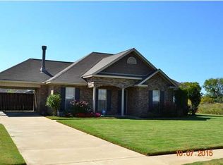 1911 Clear Branch Rd, Deatsville, AL 36022