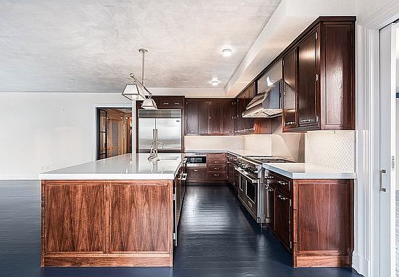 4th image of 155 W 11th St Unit Penthouse A