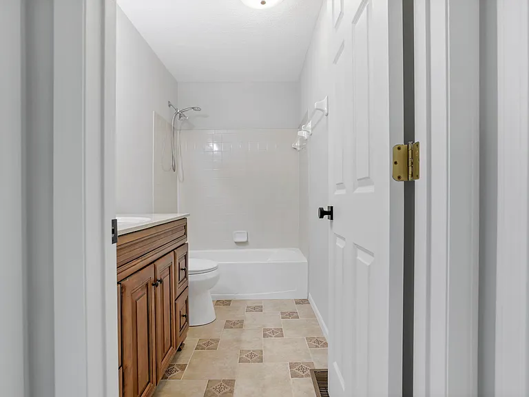 7236 Upper Albany Dr — Photo 43