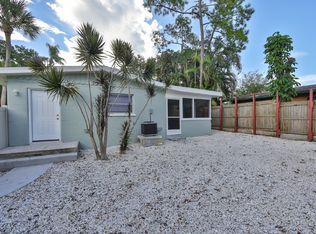 14160 Victoria Rd, Largo, FL 33774