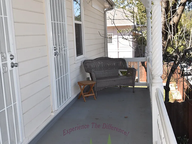 124 Winchester St — Photo 21