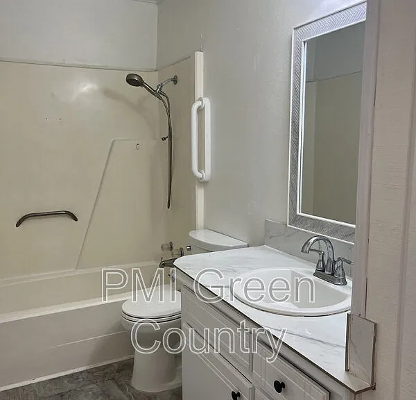 618 N Fairland Ave #66-4 — Photo 8