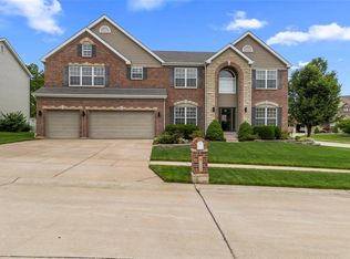 634 Derek Dr, Wentzville, MO 63385