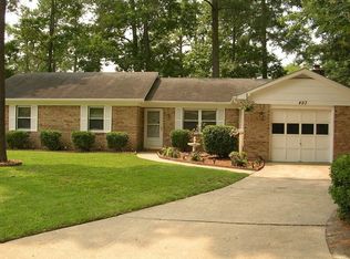 493 Cranston Ln, Virginia Beach, VA 23452