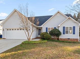 2866 Bridgeport Dr, Winston Salem, NC 27103