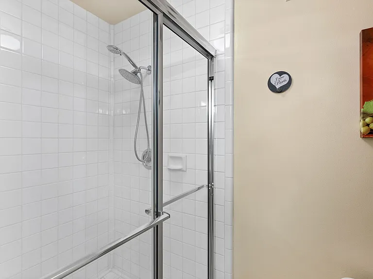 33 Fairway Dr — Photo 7