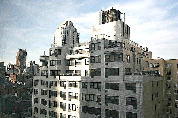 Rented by Level Group | media 12