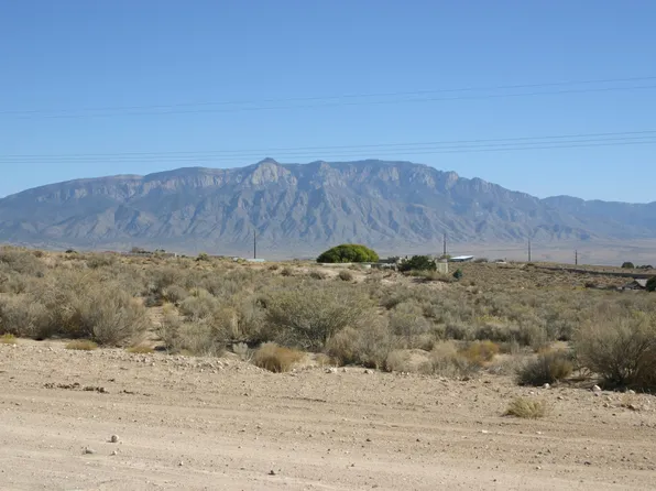 1802 Teak Rd NE, Rio Rancho, NM 87144