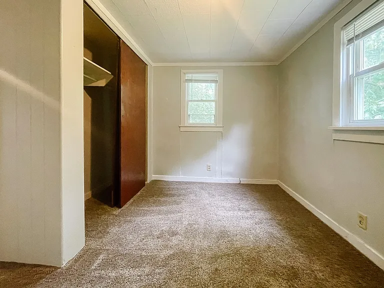 2118 S Penn St — Photo 11