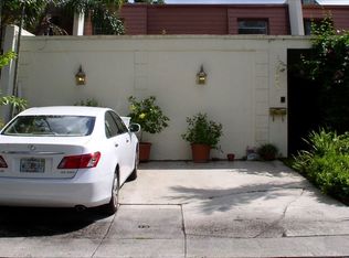 7665 SW 102nd Pl, Miami, FL 33173