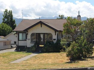 1030 W 7th St, Port Angeles, WA 98363