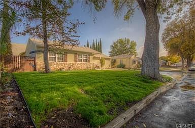 3rd image of 7824 Zombar Ave