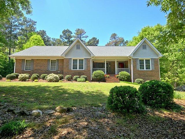 1st image of 165 Vista Ln