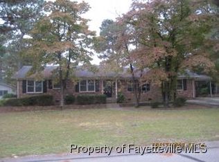 724 Shortridge Rd, Fayetteville, NC 28303