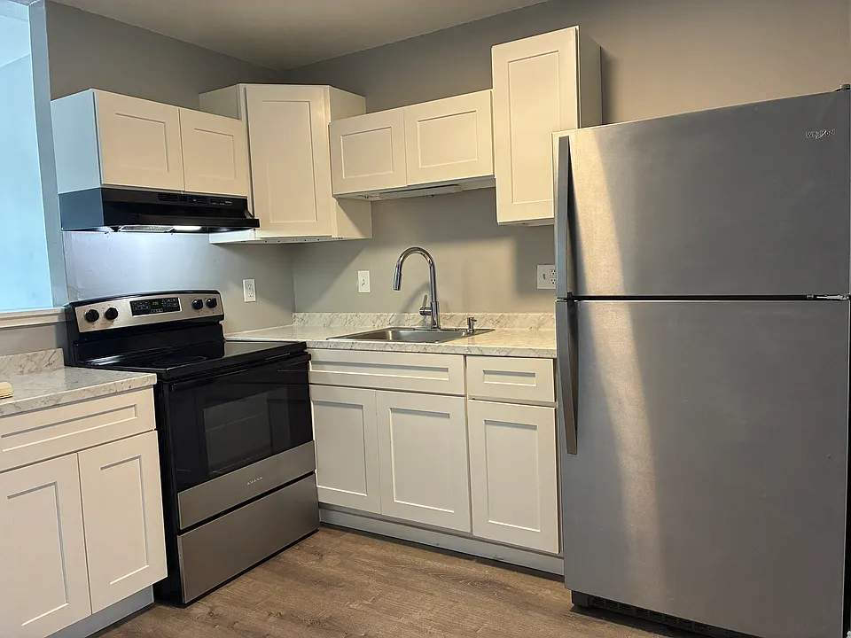 348 Main St #225