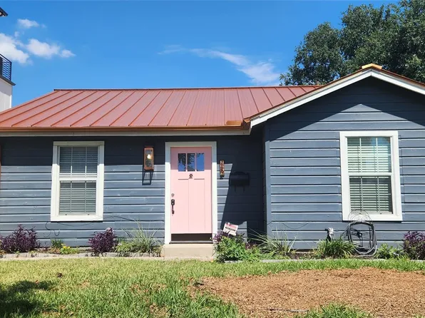 112 Robert Lee Rd, Houston, TX 77009