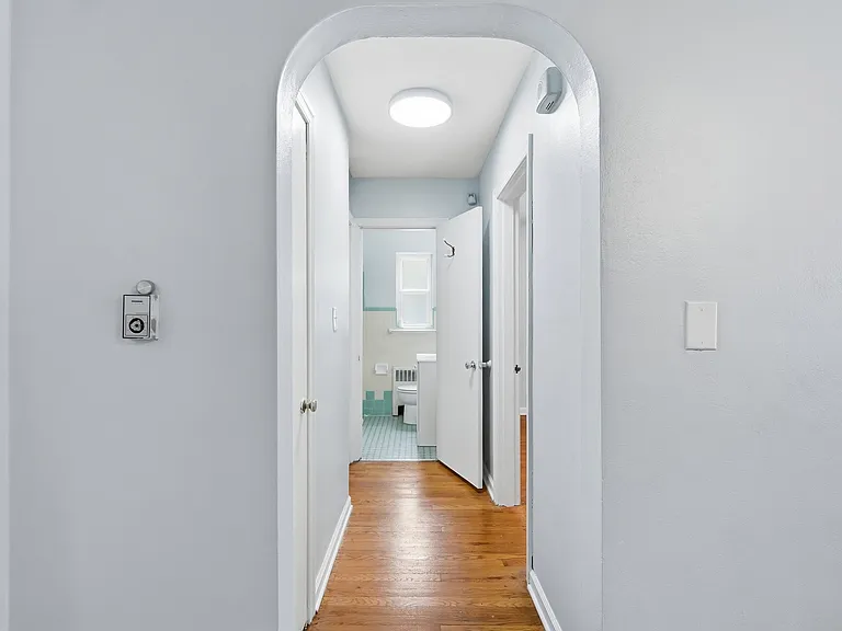 3524 Hazelwood Ave #1 — Photo 24