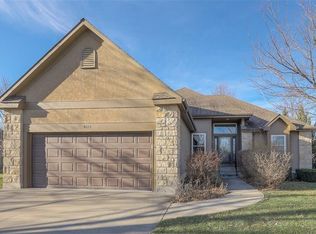 4024 SW Homestead Dr, Lees Summit, MO 64082