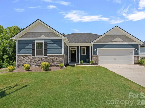 4401 Grisham Dr, Denver, NC 28037