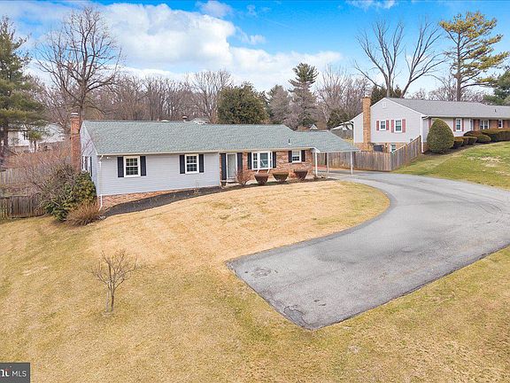 2nd image of 8709 Hawkins Creamery Rd