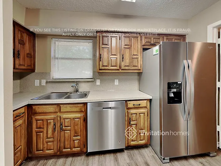 7318 Elderberry Ln — Photo 6