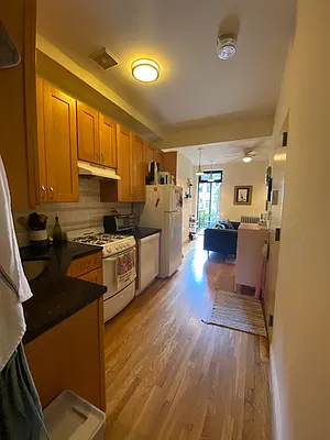 Rented by R New York | media 1