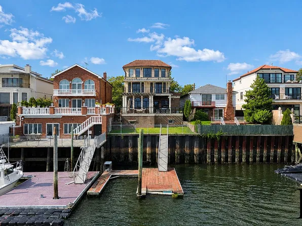 2612 National Dr, Brooklyn, NY 11234