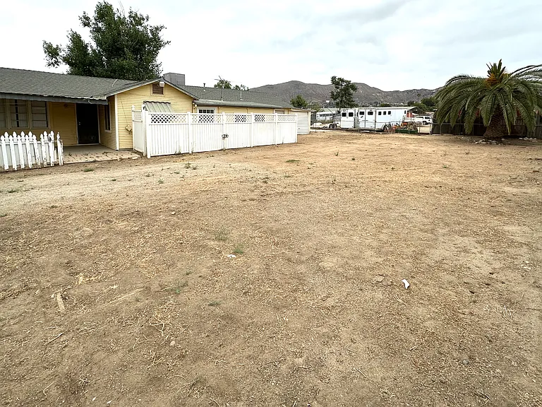 3677 Pedley Ave — Photo 2