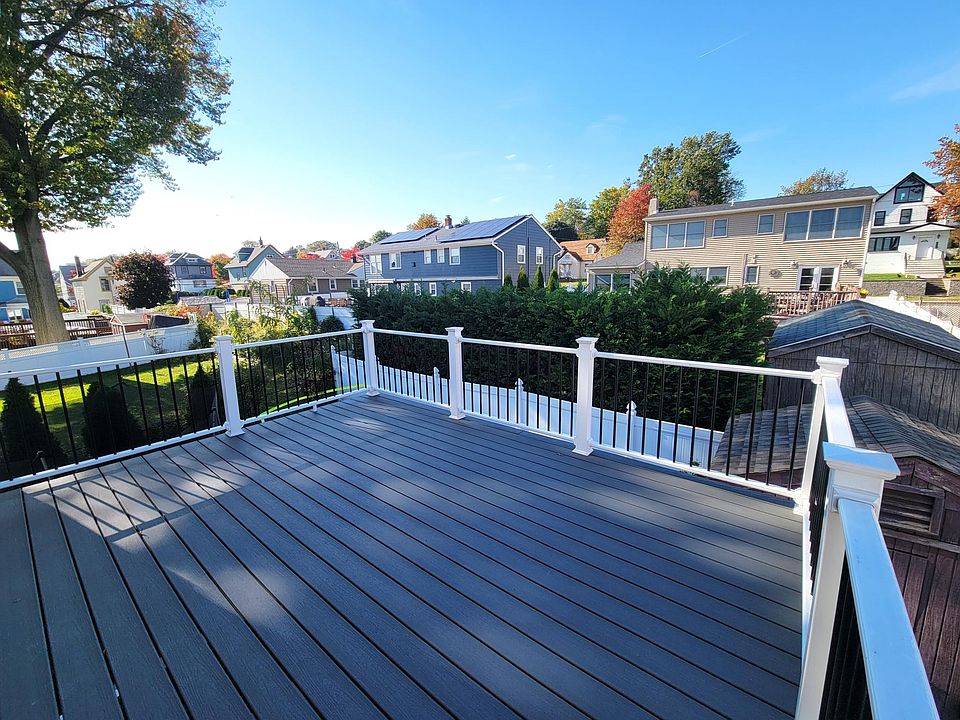 Deck for Personal Use by Tenant
