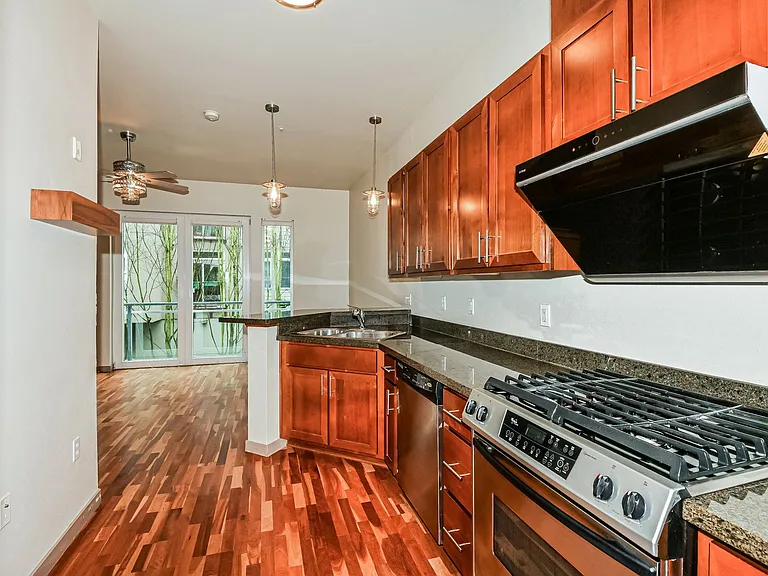 375 Kirkland Ave #209 — Photo 2