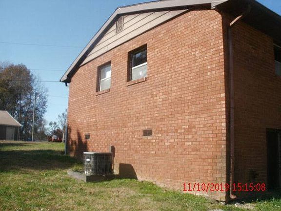 3rd image of 95 Center Dr