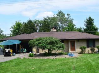 8598 N 40th St, Augusta, MI 49012