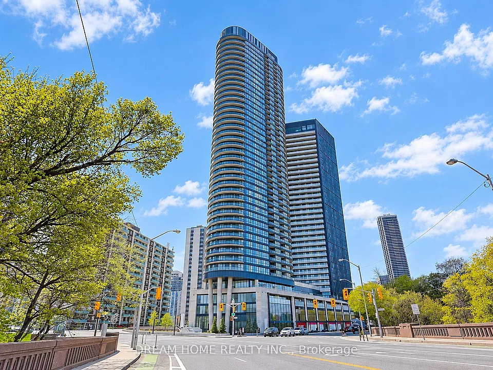 585 Bloor St E #1622