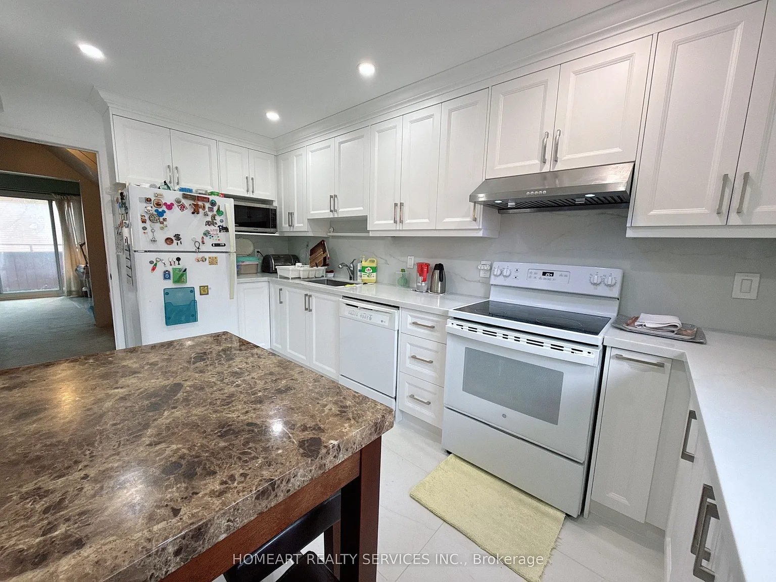3 bed, $3,500 — Photo 4