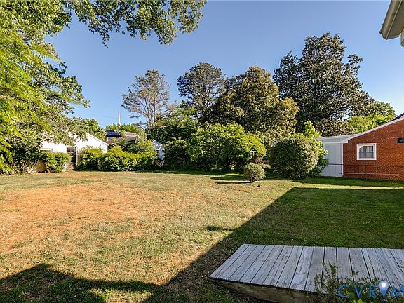 4th image of 1509 W 45th St