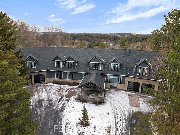 3rd image of 140 Ravendale Ct