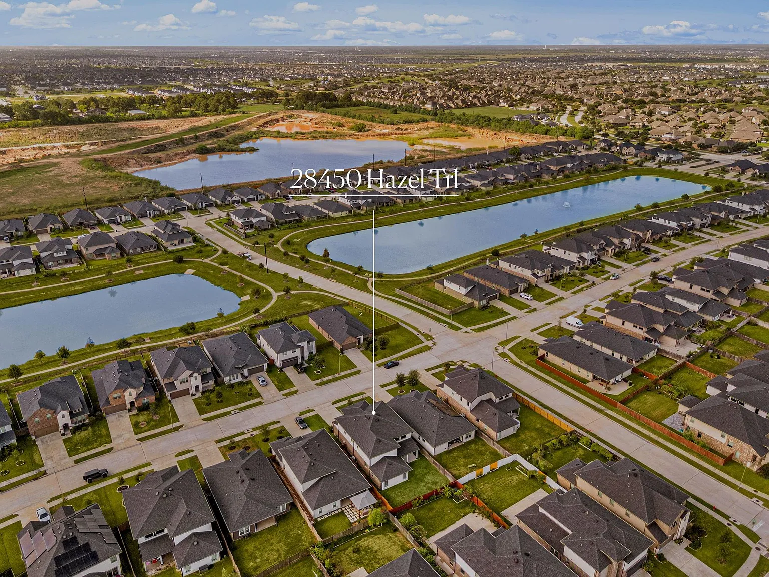 4 bed, 3.5 bath, 3285 sqft, $3,100 — Photo 3