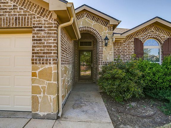 3rd image of 11608 Champion Creek Dr