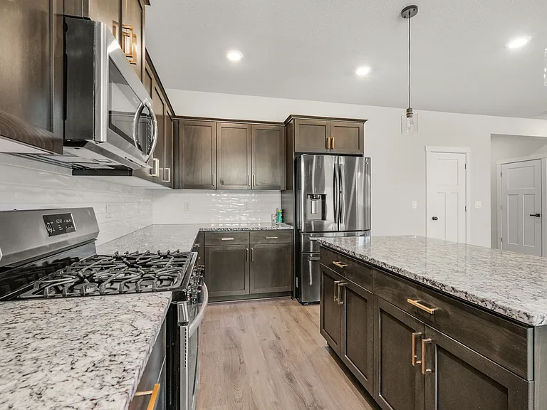 6191 SE 24th St — Photo 17