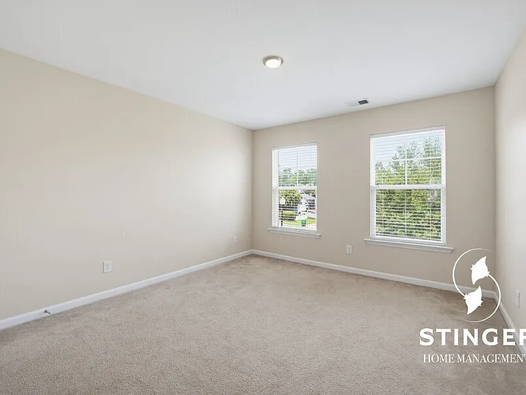 2 Congaree Way — Photo 28