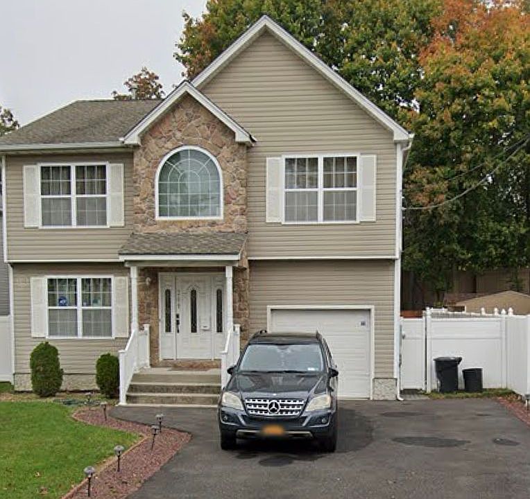 1st image of 209 Asbury Ave
