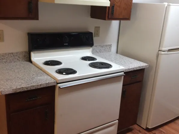 743 Bartlett Ave APT 13, Hayward, CA 94541