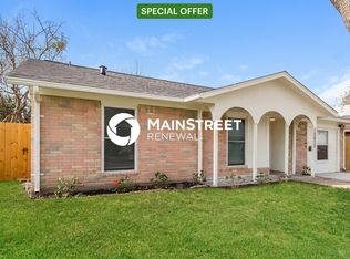 12830 Claygate Dr, Houston, TX 77047