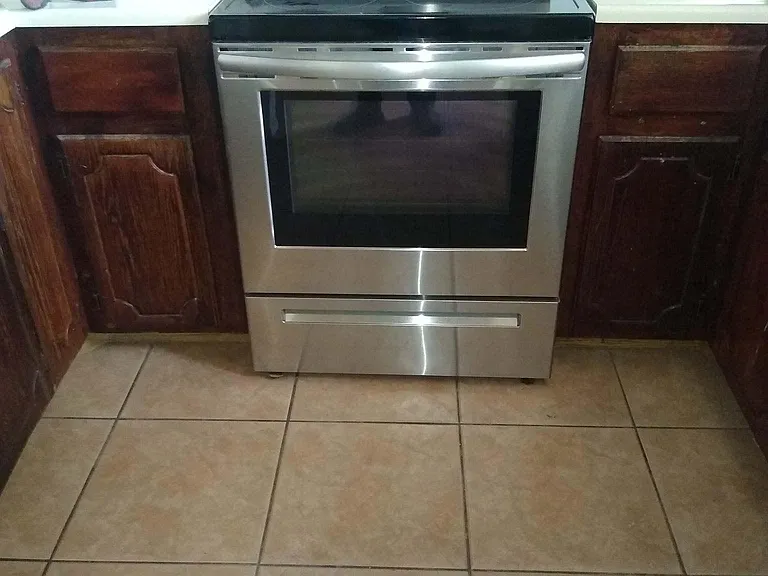 Brand new stove
