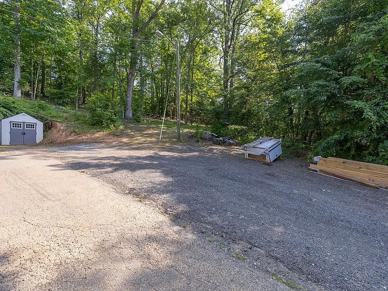 17705 Batestown Rd — Photo 35