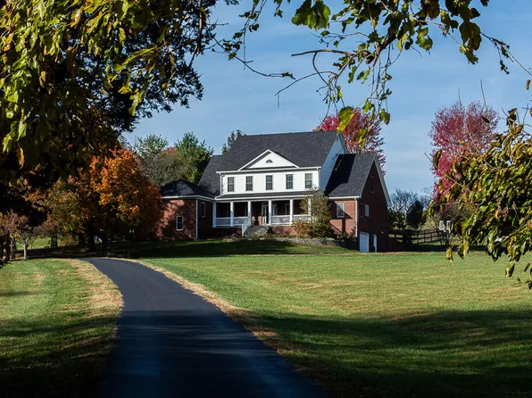 555 Lucas Ln, Frankfort, KY 40601