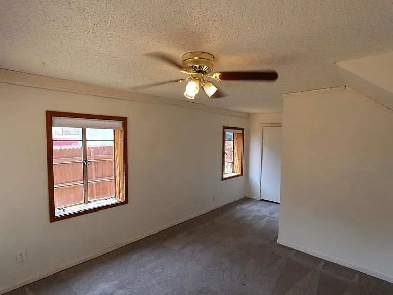 3125 N Alta Vista Dr — Photo 15